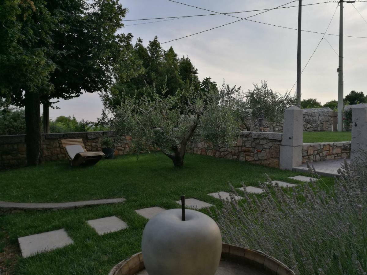 Agriturismo Ostrouska Sgonico Εξωτερικό φωτογραφία